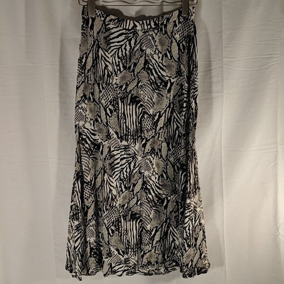 Wilfred Dresses & Skirts - Wilfred Animal Print Maxi Skirt Brown Black Cream White Women's size 6 Flowy